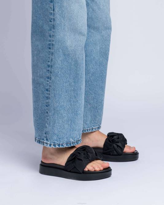 INUIKII Women Black Fjord Flower Footwear B8TL69